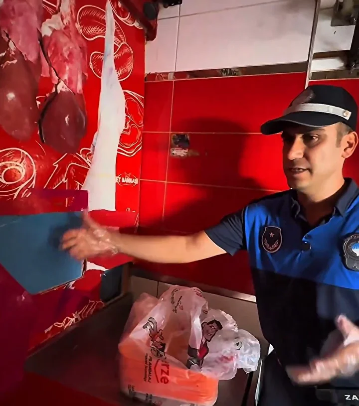 kasapta akilalmaz duzenek pak etler kasaba bozuk etler vatandasa 3 rYD9GUJq