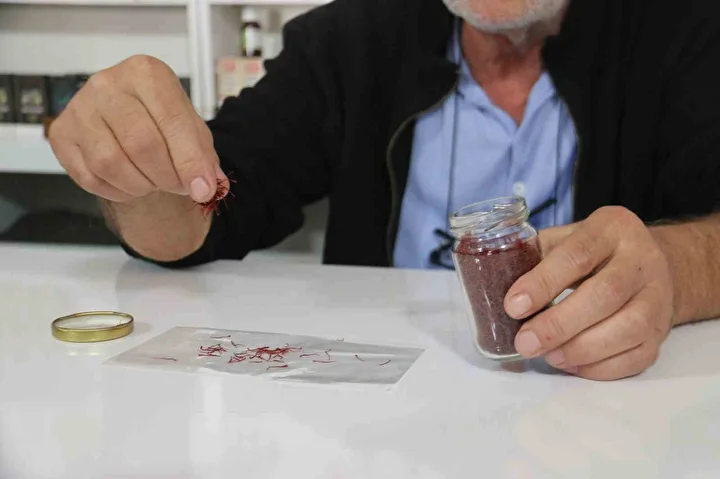 kilosu 250 bin lira gecersizi piyasaya suruldu bu baharat suda erimiyorsa dikkat 4 47OprQcA