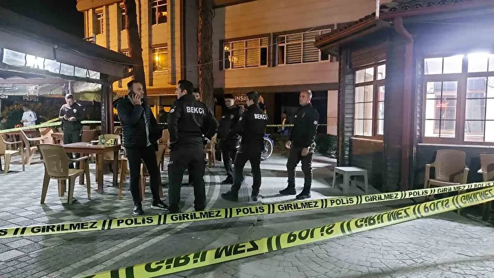 kizima uyusturucu sattin diyerek kursun yagdirdi 1 yarali 3