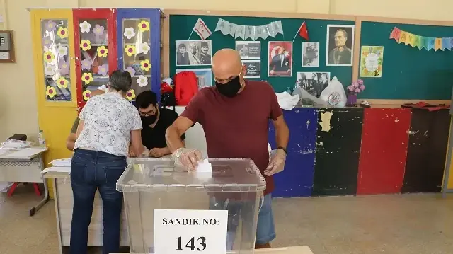 KKTC’de cumhurbaşkanı seçimi propaganda süreci başladı kktcde cumhurbaskani secimi propaganda sureci basladi yw8E1Fky.webp