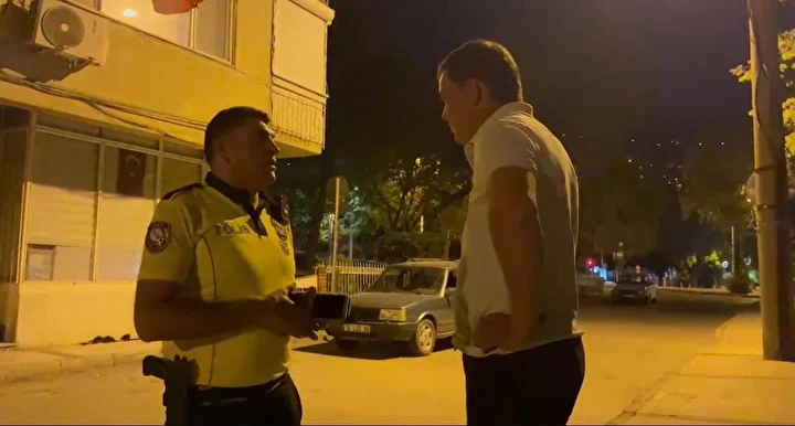 kontrole takilan ehliyetsiz sofor ehliyetimi dun almistim galiba beni dolandirdilar 1 5agDgauJ