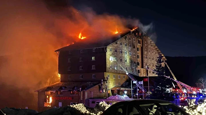 konuklari uyandirmayin grand kartal faciasinda dehsete dusuren yazisma 5 RmXv1pCO