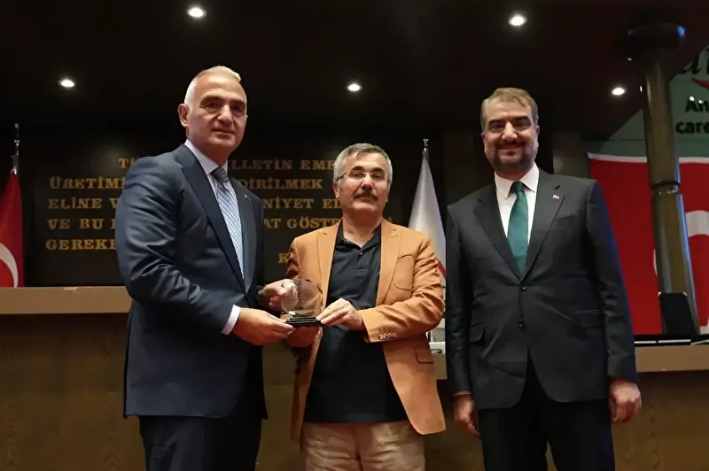 kultur ve turizm bakani ersoy ismail bey gaspiralinin mirasi hepimize isik tutuyor 6 GX1A7G7C