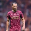 Barcelona efsanesinden şok karar: Futbolu bırakma kararı aldı! leroy san idareyle anlasti 15 milyon euroluk surpriz hamle H62kh1ZQ.webp