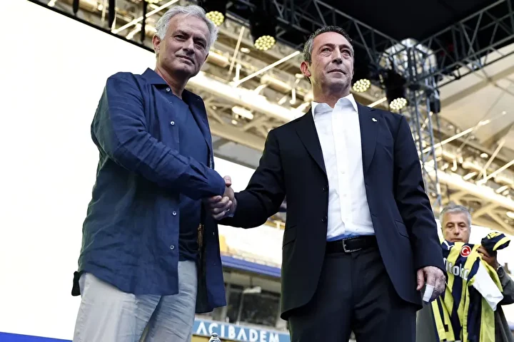 Lider Ali Koç birinci kez açıkladı: Jose Mourinho Fenerbahçe'den neden gönderildi? 7 lider ali koc birinci kez acikladi jose mourinho fenerbahceden neden gonderildi 6