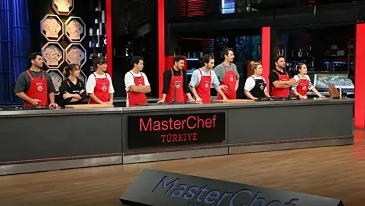 Masterchef'te Mehmet Şef-Çağatay tansiyonu: Arkadaşları güç tuttu 6 masterchefte mehmet sef cagatay tansiyonu arkadaslari guc tuttu 5 KriSH7u4