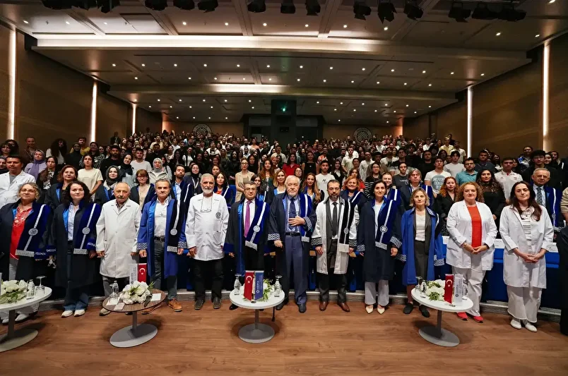 Medipol'de birinci ders Prof. Dr. İlber Ortaylı ile başladı: Fatih Rönesans'ın en parlak hükümdarıdır 2 medipolde birinci ders prof dr ilber ortayli ile basladi fatih ronesansin en parlak hukumdaridir eRXhzIfn