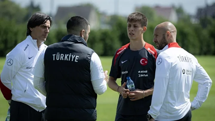 montelladan ulusal futbolcuya ovgu golu kokluyor 0 G9ct8skr