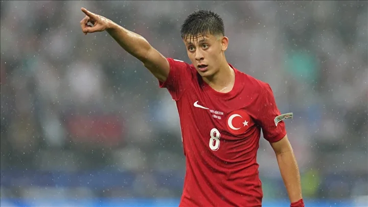 montelladan ulusal futbolcuya ovgu golu kokluyor 4 Vs4gOZeN