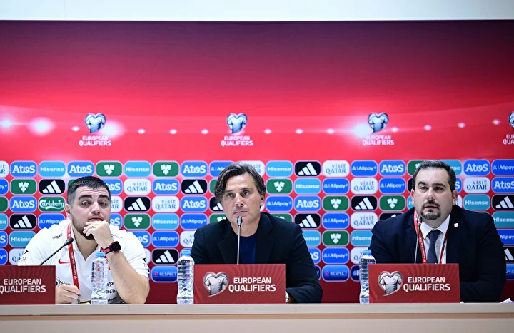 montelladan ulusal futbolcuya ovgu golu kokluyor 6 DTDHa2J4
