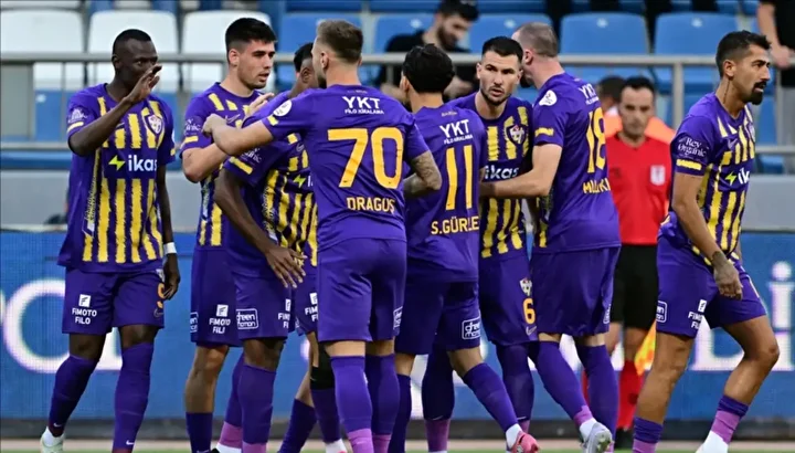 Muhteşem Lig’de fiyatsız bilet sürprizi: Taraftarlara çağrı! 1 muhtesem ligde fiyatsiz bilet surprizi taraftarlara cagri 0 geeO6Ois