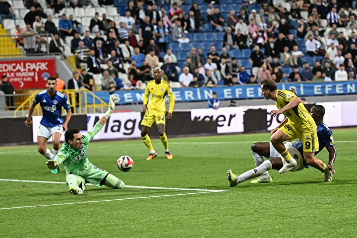 nihat kahveci fenerbahceden tek bir ismi ovdu macin en iyisi 0