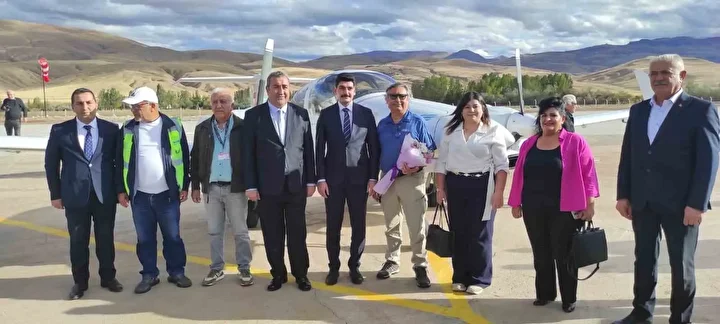 Nuri Demirağ’ın mirası tekrar hayat buldu: Türkiye’nin birinci ilçe havaalanına 84 yıl sonra uçak indi 7 nuri demiragin mirasi tekrar hayat buldu turkiyenin birinci ilce havaalanina 84 yil sonra ucak z9MkSLPQ