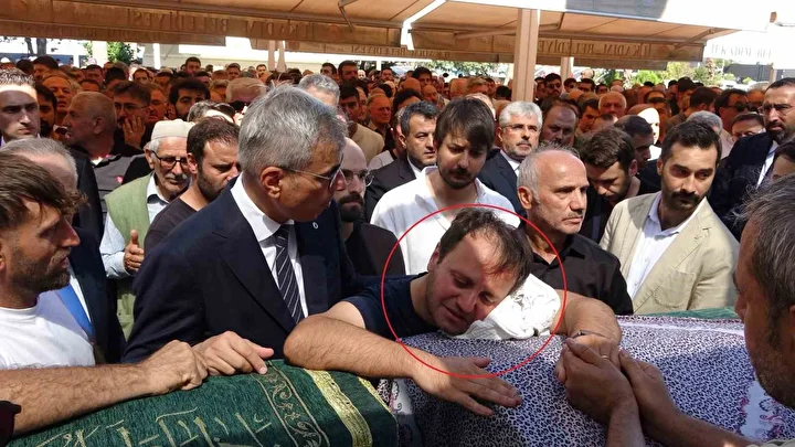 oglunu ve esini olduren hekimin perde gerisi esim mesajlasmalarimi gordu 3 qkPC3CIz