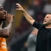 okan buruk acikladi osimhen liverpool macinda oynayacak mi XO72Eqr6.webp