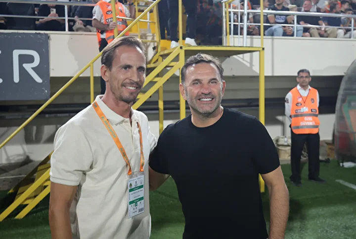 okan buruk galatasarayli yildizin bayginlik gecirdigini acikladi 3