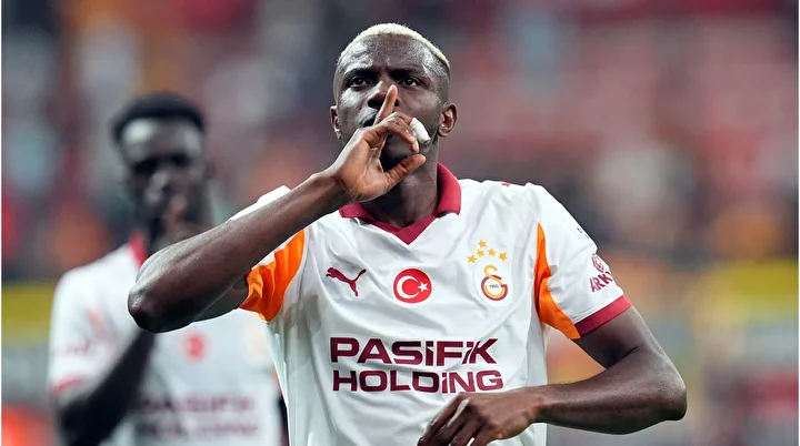 okan buruk herkesin merak ettigi soruyu yanitladi osimhen ne vakit donecek 2 mV3n8B6N