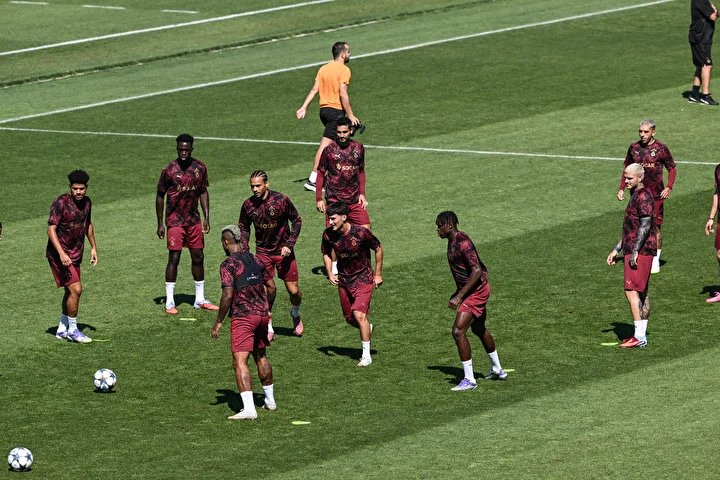 okan buruktan sasirtan hamle iste galatasarayin frankfurt maci beklenen 11i 0 9LGdKDwv