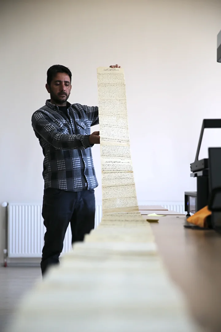 Osmanlı'dan günümüze ulaştı: Ahilik kurallarını anlatıyor! Tam 4,5 metrelik fütüvvetname tarihe ışık tutacak 9 osmanlidan gunumuze ulasti ahilik kurallarini anlatiyor tam 45 metrelik futuvvetname tarihe isik tutacak 8 m45nVQY7