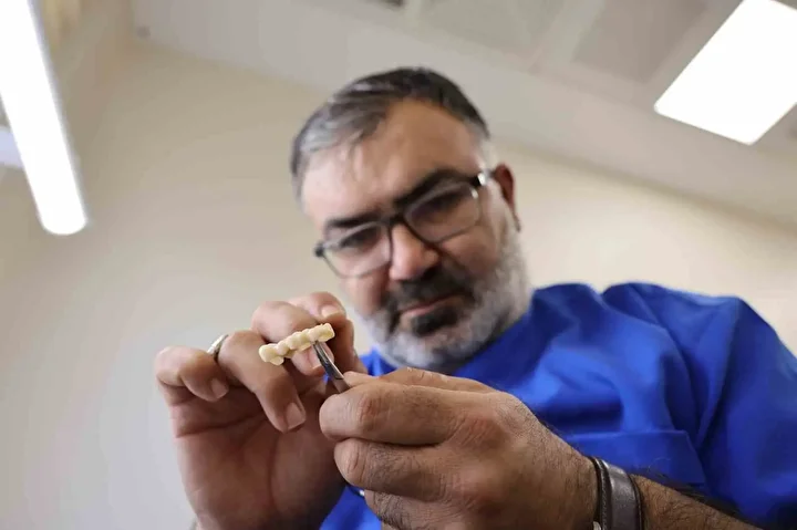 Özel kliniklerde 8 bin TL: Devlet hastanelerinde 188 TL’ye yapılmaya başlandı! Bakanlık onayı ile birinci sefer Sivas’ta yapıldı 2 ozel kliniklerde 8 bin tl devlet hastanelerinde 188 tlye yapilmaya baslandi bakanlik onayi ile DhuVlUF9