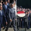 Cumhurbaşkanı Erdoğan’dan şehit ailelerine başsağlığı bildirisi ozgur ozel baskanligindaki chp heyeti anitkabiri ziyaret etti ANMtxwbg.webp