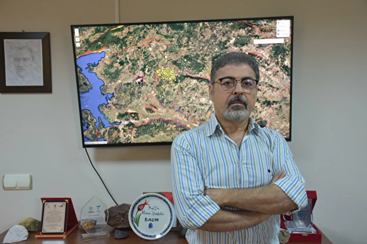 prof dr sozbilirden deprem firtinasi uyarisi 0 5bazMZje