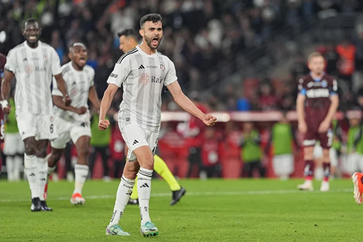 rachid ghezzal yuvaya geri dondu kimse bu transferi beklemiyordu 1 W2JJPMG8