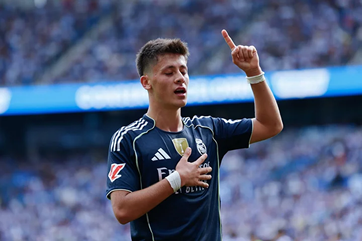 Real Madrid - Marsilya Maç Takımı ve Mümkün 11’ler 2 real madrid marsilya mac takimi ve mumkun 11ler 1 McAagVsU