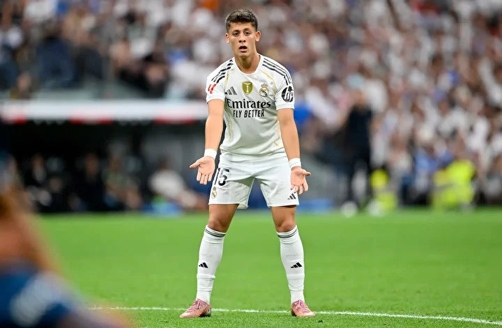 real madridde arda guler gelismesi gorusmeyi duyurdular 7 AV5plsLU