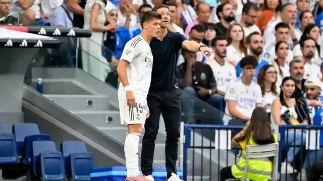 real madridde arda guler gelismesi gorusmeyi duyurdular KGnlzcBl.webp