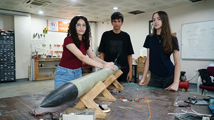 Roket ‘Karadeniz-1’ hazır: Rizeli öğrenciler yaptı, maksat TEKNOFEST şampiyonluğu 6 roket karadeniz 1 hazir rizeli ogrenciler yapti maksat teknofest sampiyonlugu 5 NF1zDDcr