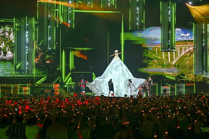 rusyada eurovisiona alternatif muzik yarisi intervision duzenlendi 7 ydWAmy6u