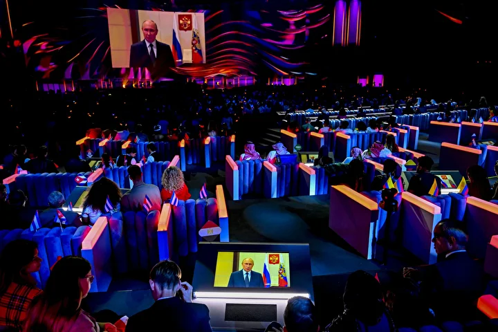 rusyada eurovisiona alternatif muzik yarisi intervision duzenlendi 8