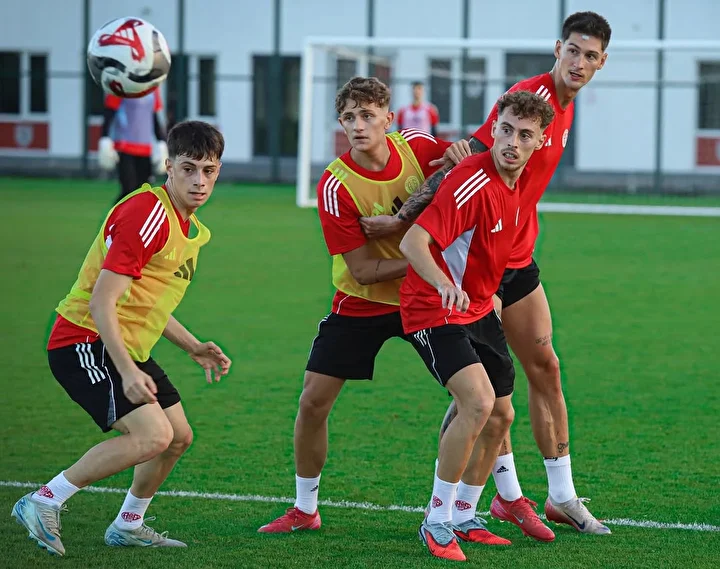 Samsunspor - Antalyaspor Maç Takımı ve Beklenen 11’ler 6 samsunspor antalyaspor mac takimi ve beklenen 11ler 5 yTbqh5BX