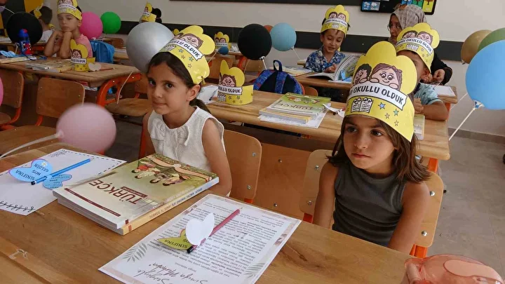 sarsinti sonrasi yapilan okullarda egitim ogretim basladi 0 NkuE9M7d