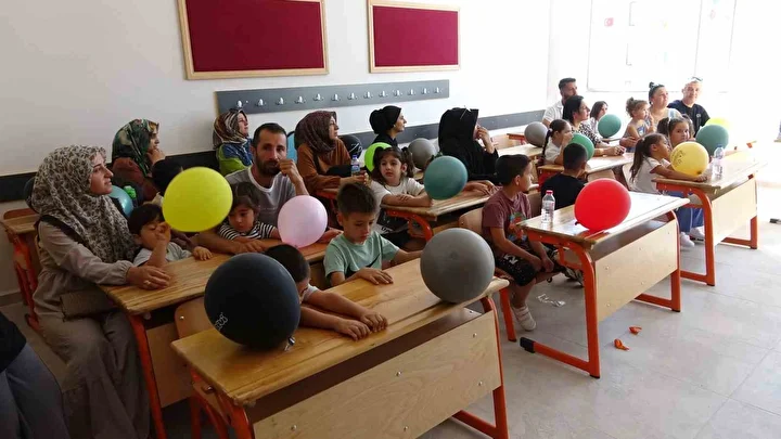 sarsinti sonrasi yapilan okullarda egitim ogretim basladi 3 WGhtuL6l