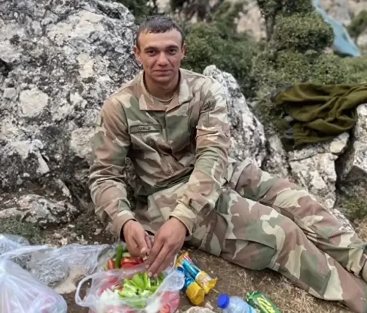sehit mustafa uslunun hayalini devlet gerceklestirdi ailesi yeni meskenine kavustu 0 Ua5agEXb