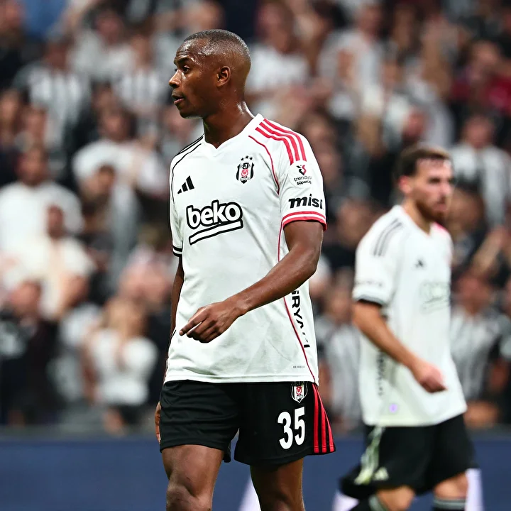 serdal adalidan transfer itirafi yildiz futbolcu gelmek istemedi 14