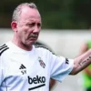 Fenerbahçe transfer dönemin son gününde bombayı patlatıyor: Dev 8 numara hamlesi! sergen yalcin iki yildizin biletini kesti flas ayrilik kapida k4aIQTYa.webp
