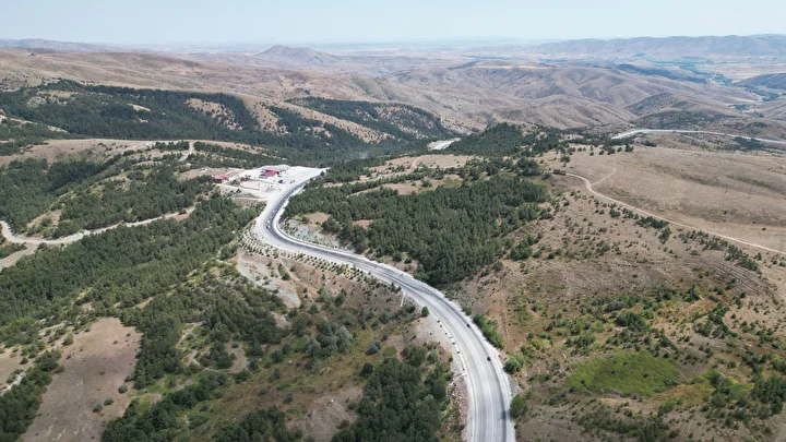 sivasta dev proje hayata geciyor kis kabusu bitiyor ic anadolu ve karadenizi birbirine baglayacak LznGMXPR