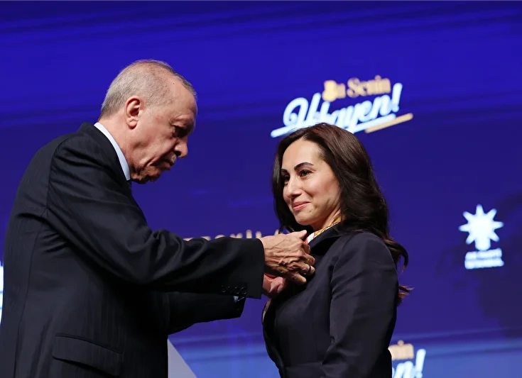 Siyaset kulislerini sallayan çarpıcı iddia: '8 belediye başkanı AK Parti’ye geçecek' 1 siyaset kulislerini sallayan carpici iddia 8 belediye baskani ak partiye gececek 0 qMTjQejq