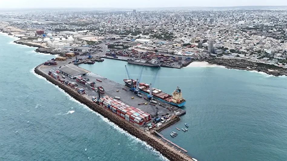 Somali'nin en büyük limanı 11 yıldır Albayrak Grubu'na emanet: Memleketler arası düzeyde hizmet veriyor 4 somalinin en buyuk limani 11 yildir albayrak grubuna emanet memleketler arasi duzeyde hizmet veriyor 2UGAeNUK