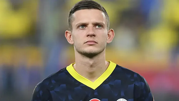 szymanskinin menajerinden ayrilik itirafi jose mourinho devreye girdi 2 djHfmCeW