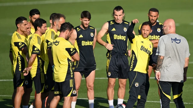 Tedesco’dan Trabzonspor maçına sürpriz takım: Fenerbahçe’nin çılgın planı tedescodan trabzonspor macina surpriz takim fenerbahcenin cilgin plani 55fSRhY1.webp