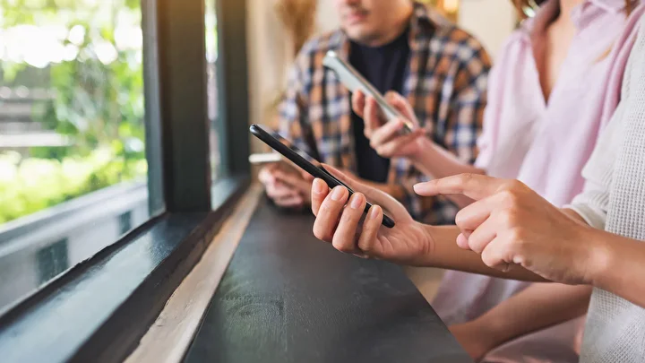 Telefonunuzdaki bu uygulamalar banka hesabınızı boşaltabilir: Siber güvenlik uzmanları 'Derhal silin' diyerek açıkladı 1 telefonunuzdaki bu uygulamalar banka hesabinizi bosaltabilir siber guvenlik uzmanlari derhal silin diyerek acikladi 0 dPYURaSs