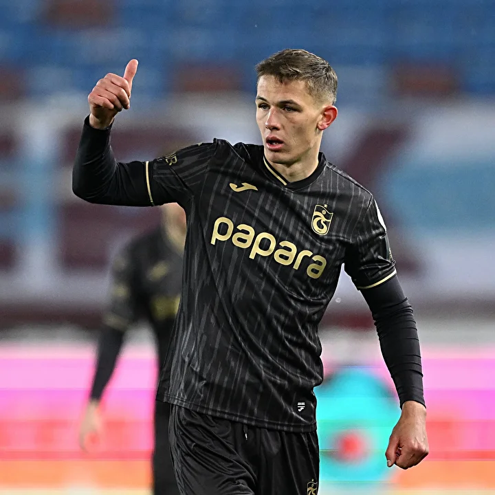 Trabzonspor'a Fenerbahçe maçı öncesi makus haber: Takıma alınmadı 3 trabzonspora fenerbahce maci oncesi makus haber takima alinmadi 2