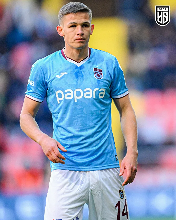 Trabzonspor'a Fenerbahçe maçı öncesi makus haber: Takıma alınmadı 4 trabzonspora fenerbahce maci oncesi makus haber takima alinmadi 3 vHbmK9IV