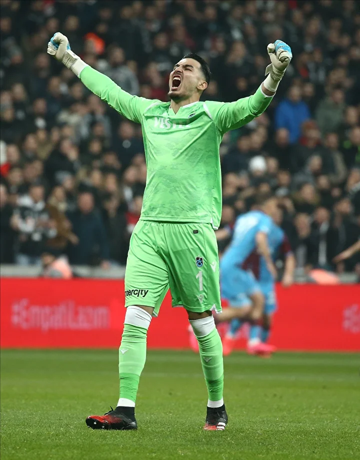 Trabzonspor'un görüştüğü kaleci ortaya çıktı 1 trabzonsporun gorustugu kaleci ortaya cikti 0