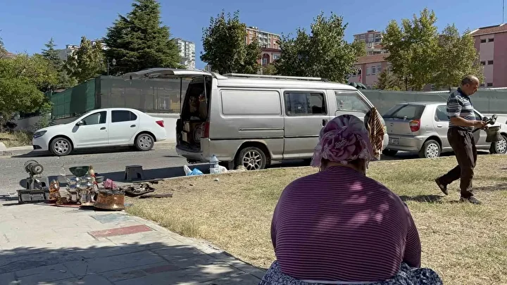 Trakya’da 30 yıldır mahalle mahalle dolaşarak kalaycılık yapıyorlar 5 trakyada 30 yildir mahalle mahalle dolasarak kalaycilik yapiyorlar 4 6KAg4BiW
