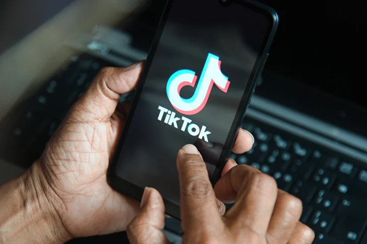 Trump TikTok'un sahibi olabilecek milyarderleri açıkladı: İşte dünyanın konuştuğu o isimler 9 trump tiktokun sahibi olabilecek milyarderleri acikladi iste dunyanin konustugu o isimler 8 prkr5V4I